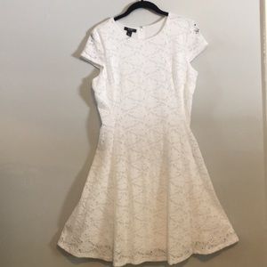WHITE LACE DRESS ALFANI SIZE 10P